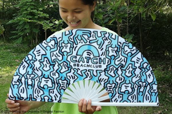 พิมพ์ดิจิทัล beach club ผ้าโพลีที โครงสีขาว 63 ซ.ม.