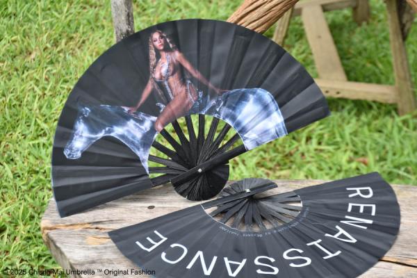 พิมพ์ดิจิทัล มีทติ้งแฟนคลับ beyonce โครงสีดำ ผ้าโพลีที พัดสองด้าน 41 ซ.ม.